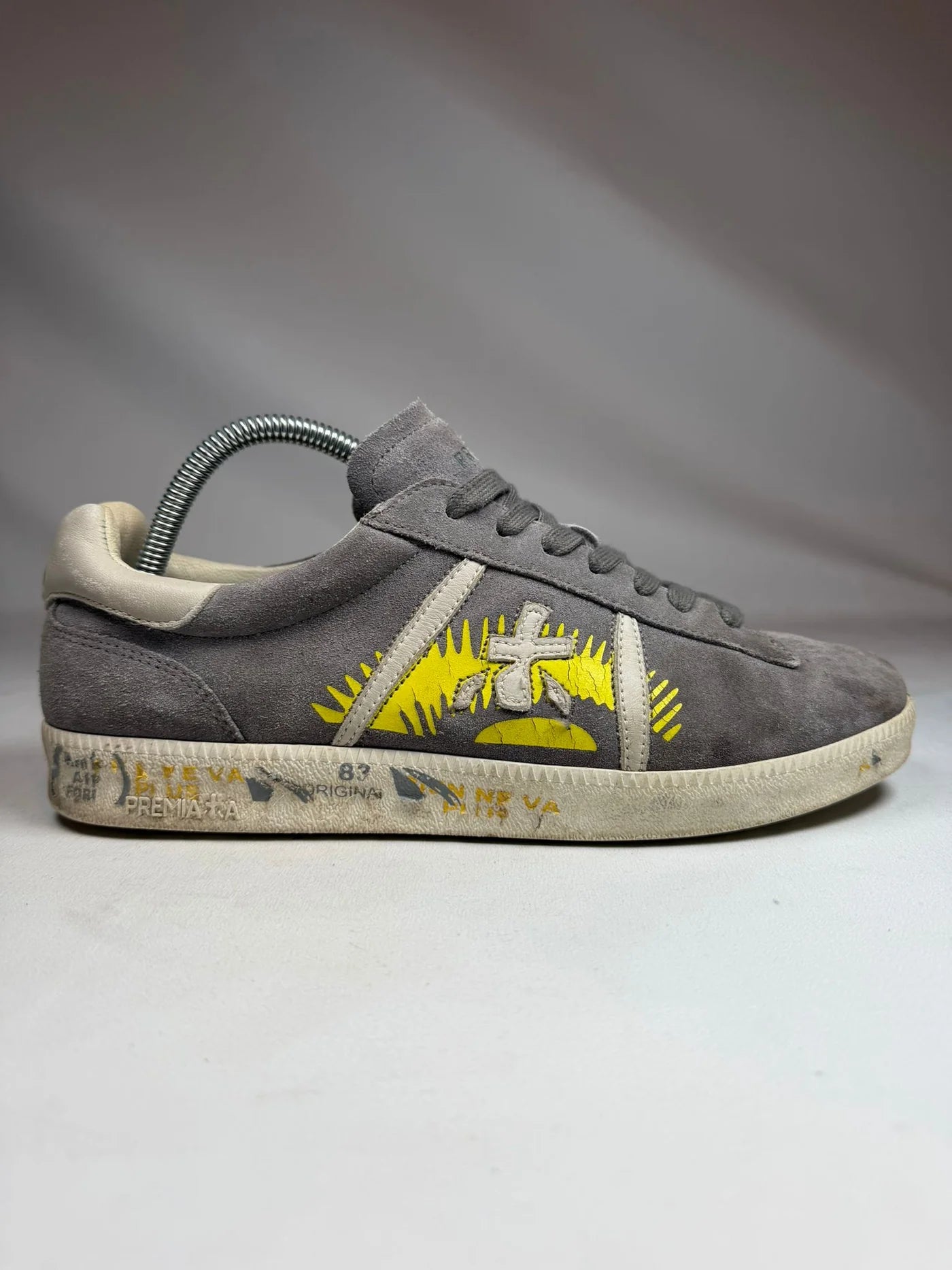 Premiata skor
