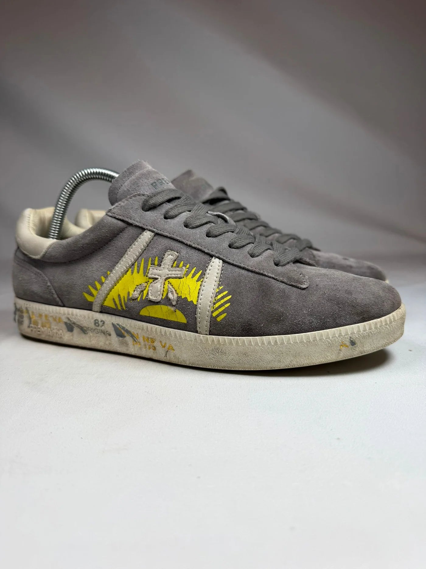Premiata skor